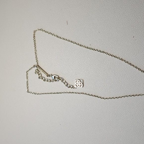 Kendra Scott Elisa Gold Iridescent Drusy Pendant Necklace - Picture 4 of 5